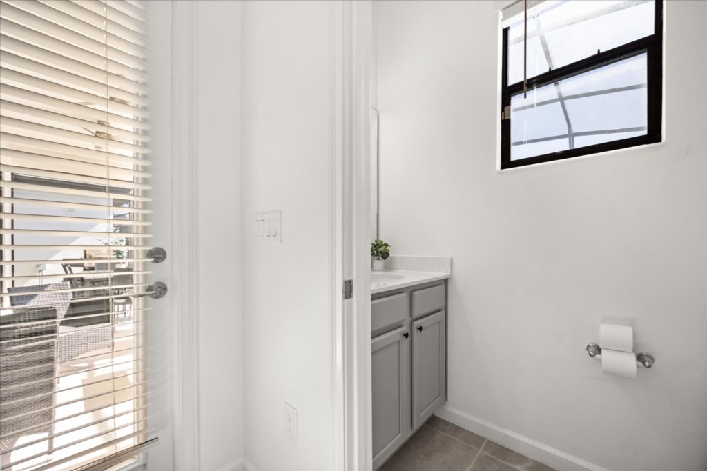 6240 Sand Skipper Road (44).jpg