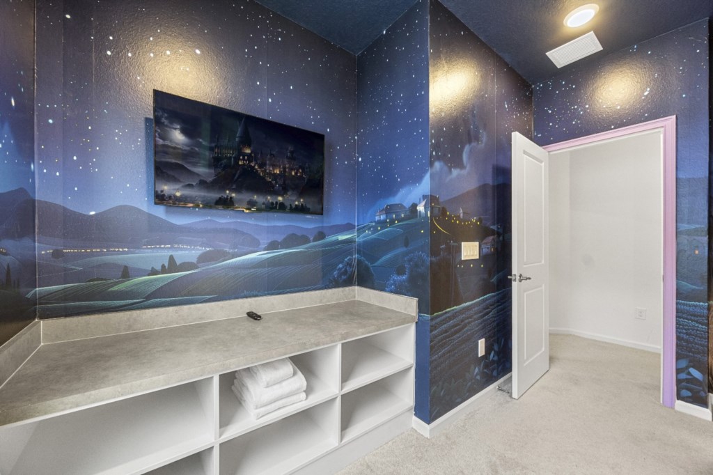 5857HighSeasDrive(43)