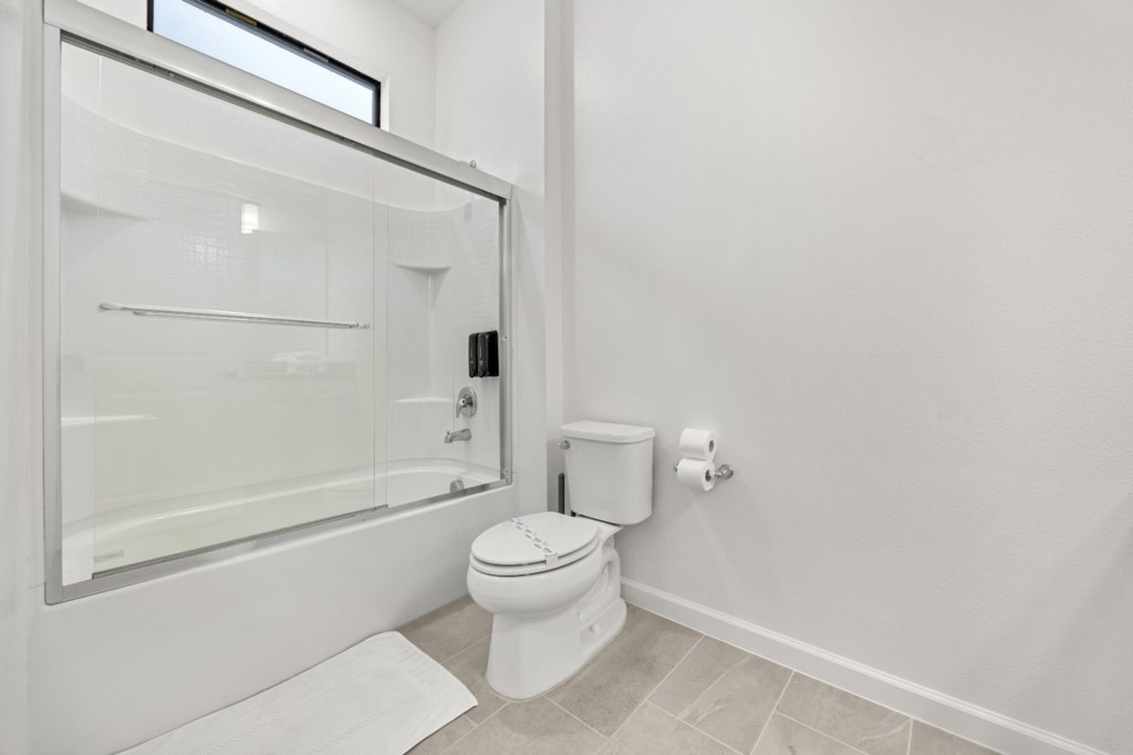 5857HighSeasDrive(68)