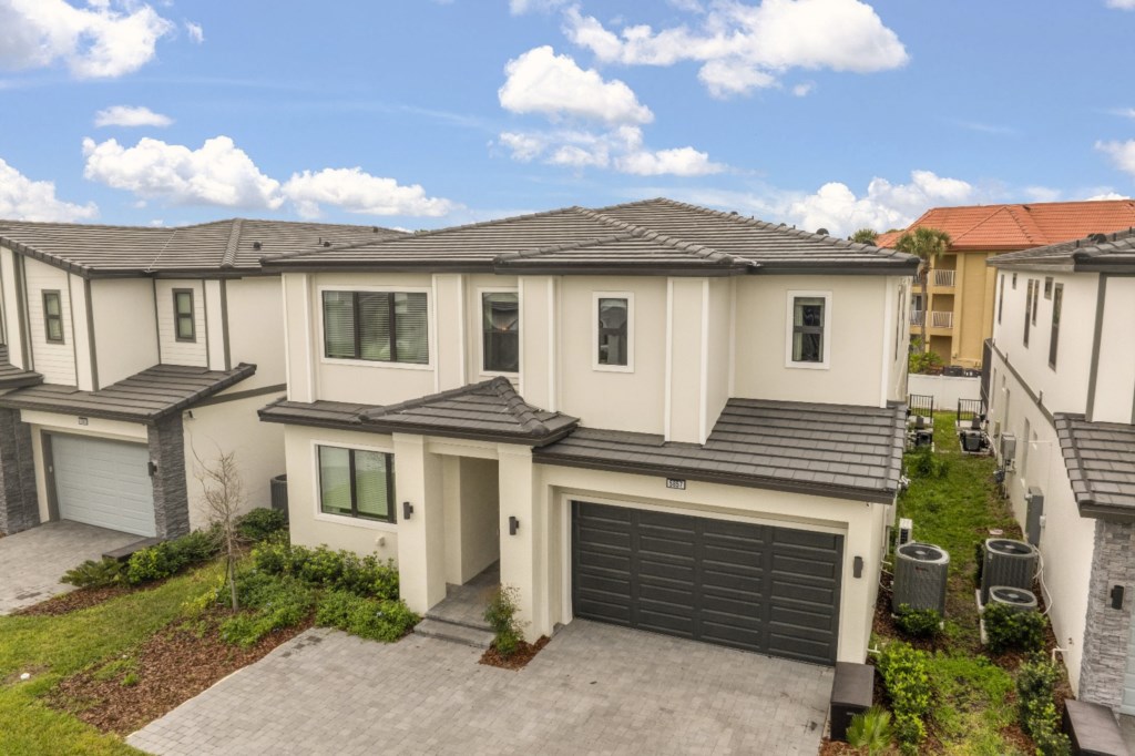 5857HighSeasDrive(78)