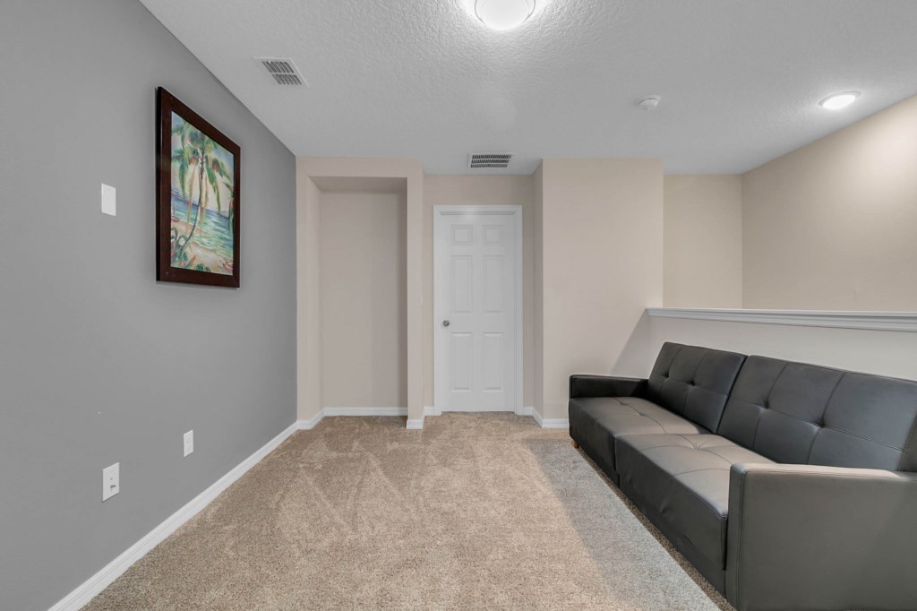 1550 Carey Palm Circle (13).jpg