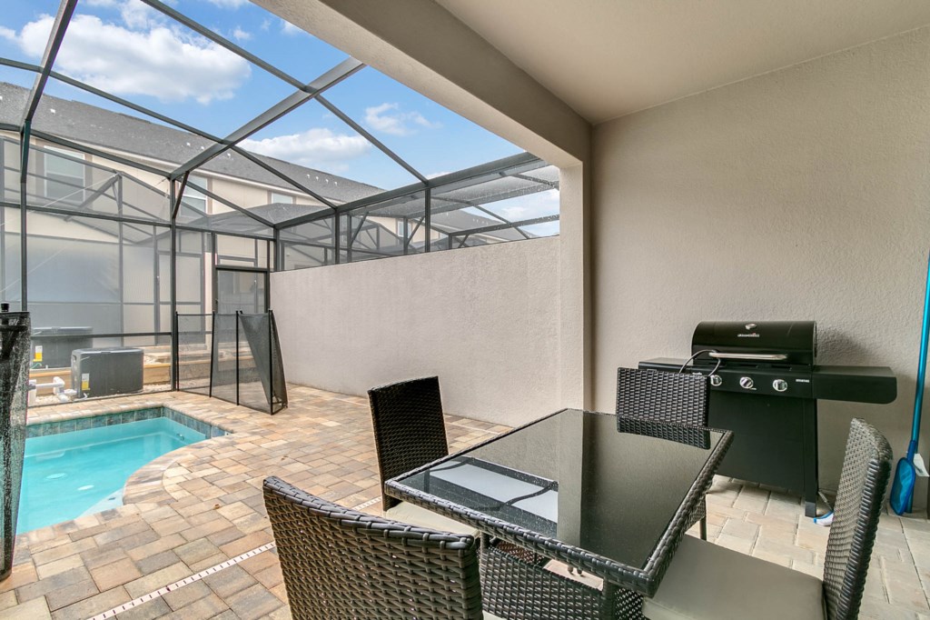 1550 Carey Palm Circle (20).jpg