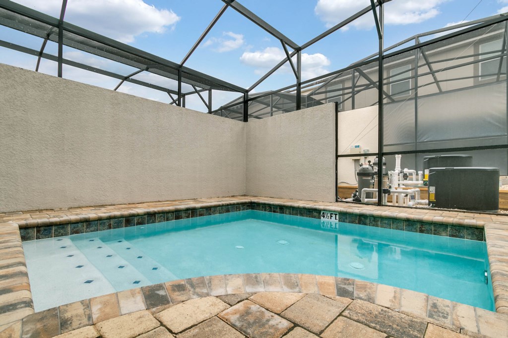 1550 Carey Palm Circle (21).jpg