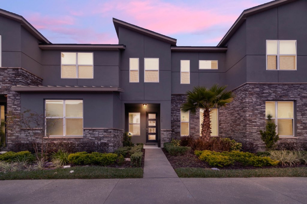 1550 Carey Palm Circle (27).jpg