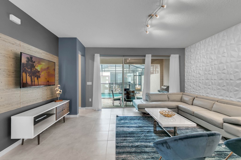 1550 Carey Palm Circle (4).jpg