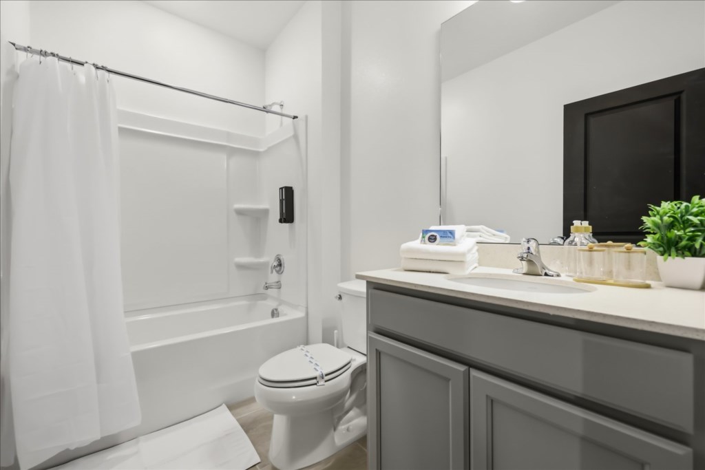 11133MorayBayAve(90)