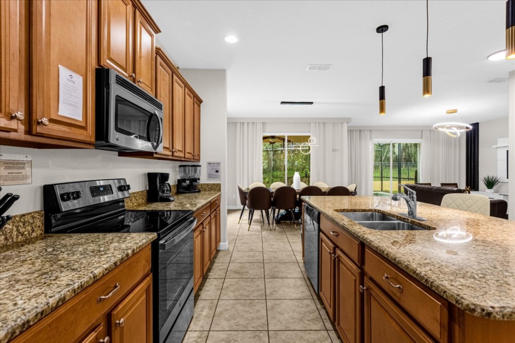 8941 Cuban Palm Road (10).jpg