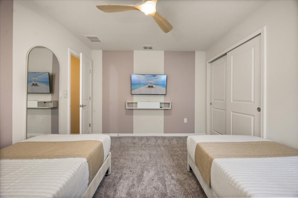 15960SandyCliffsDrive(32)