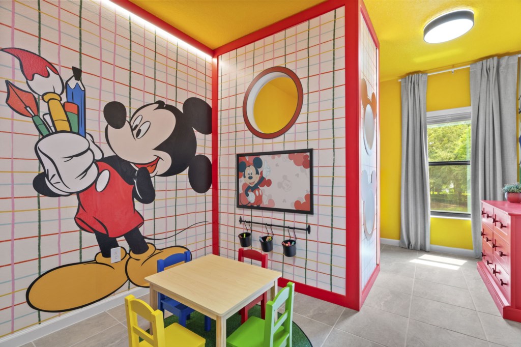 Bedroom 4: 1 Bunk Bed (Full over Full) (Private Bathroom) 