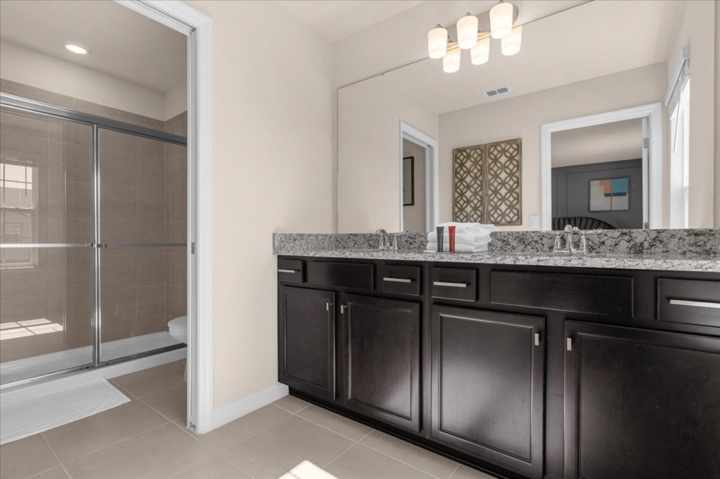 4063 Lana Ave (35).jpg
