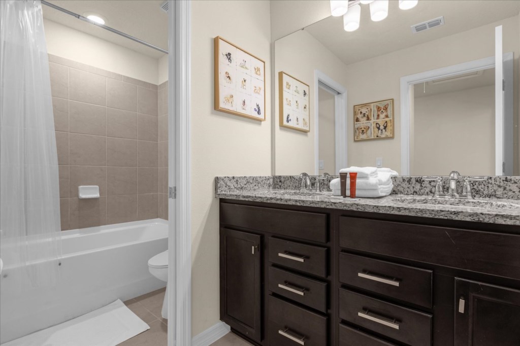 4063 Lana Ave (36).jpg