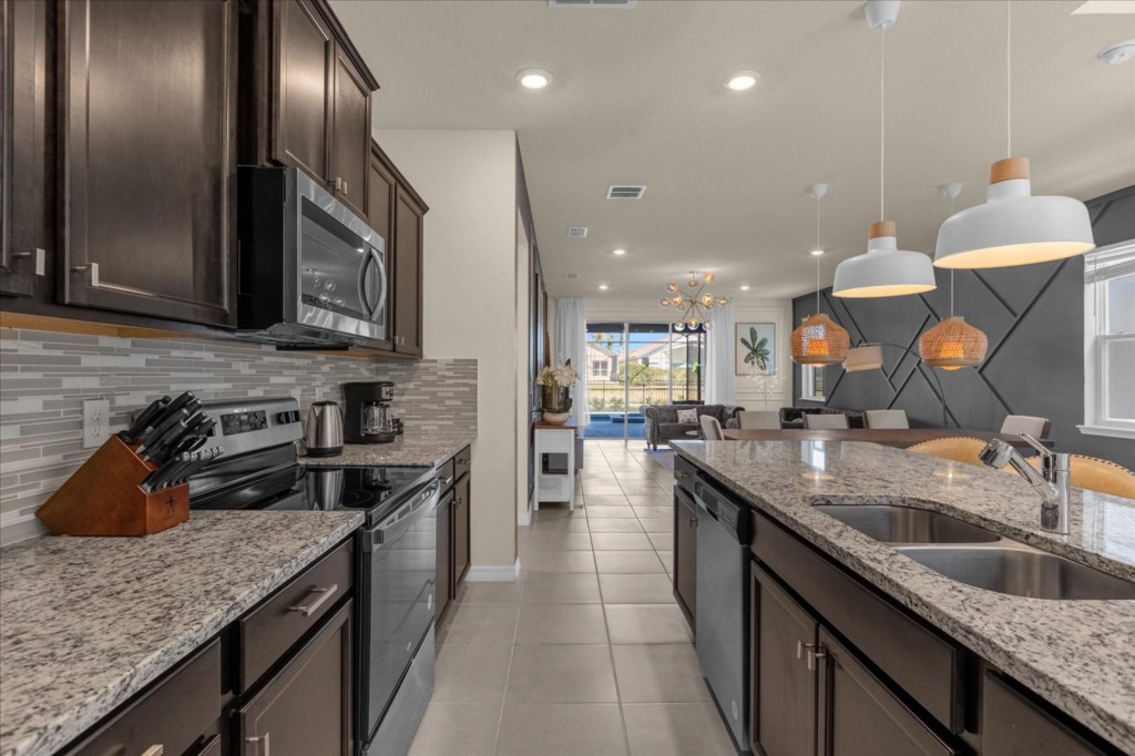 4063 Lana Ave (9).jpg