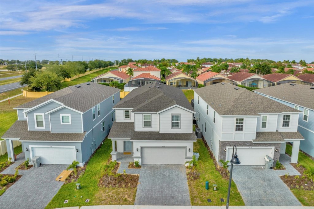 05-4075 Lana Ave (01).jpg