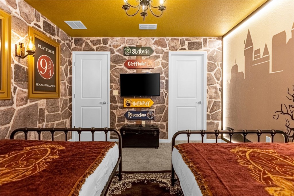 14-4075 Lana Ave (03).jpg
