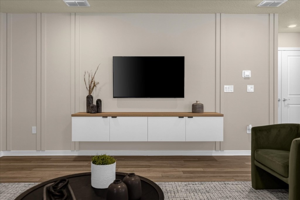 29-4075 Lana Ave (18).jpg