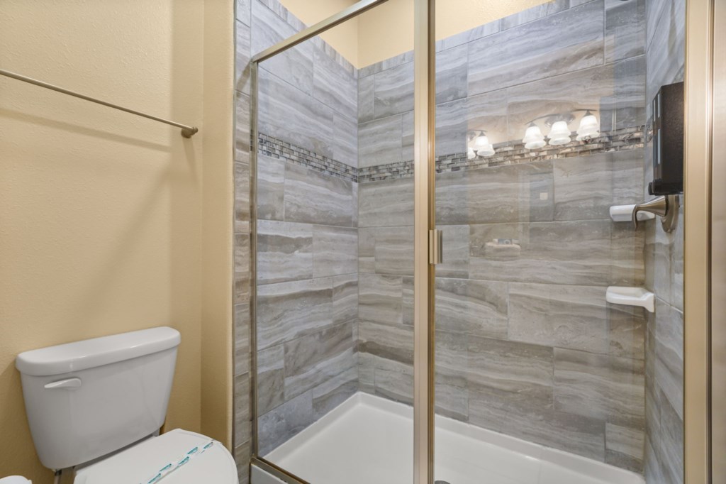 1510RollingFairwayDrive(36)