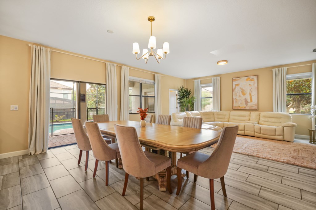1510RollingFairwayDrive(4)