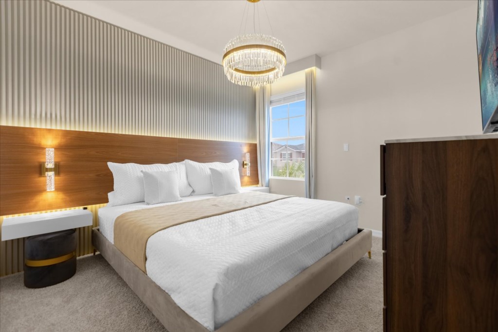 7700 Oakmoss Loop 16.jpg