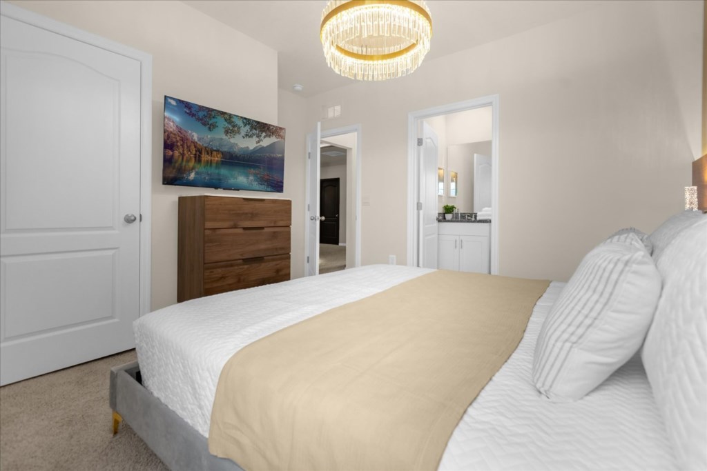 7700 Oakmoss Loop 17.jpg