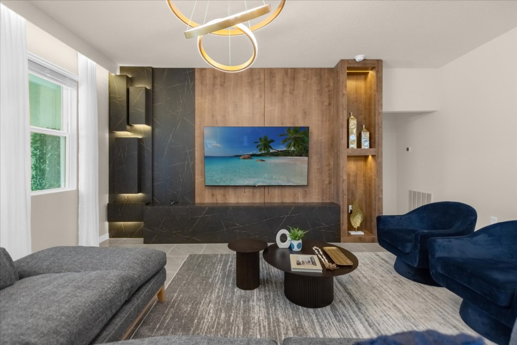 7700 Oakmoss Loop 3.jpg