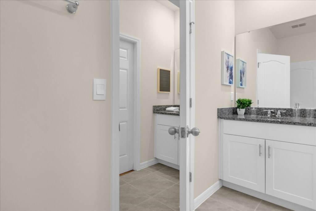 7700 Oakmoss Loop 34.jpg