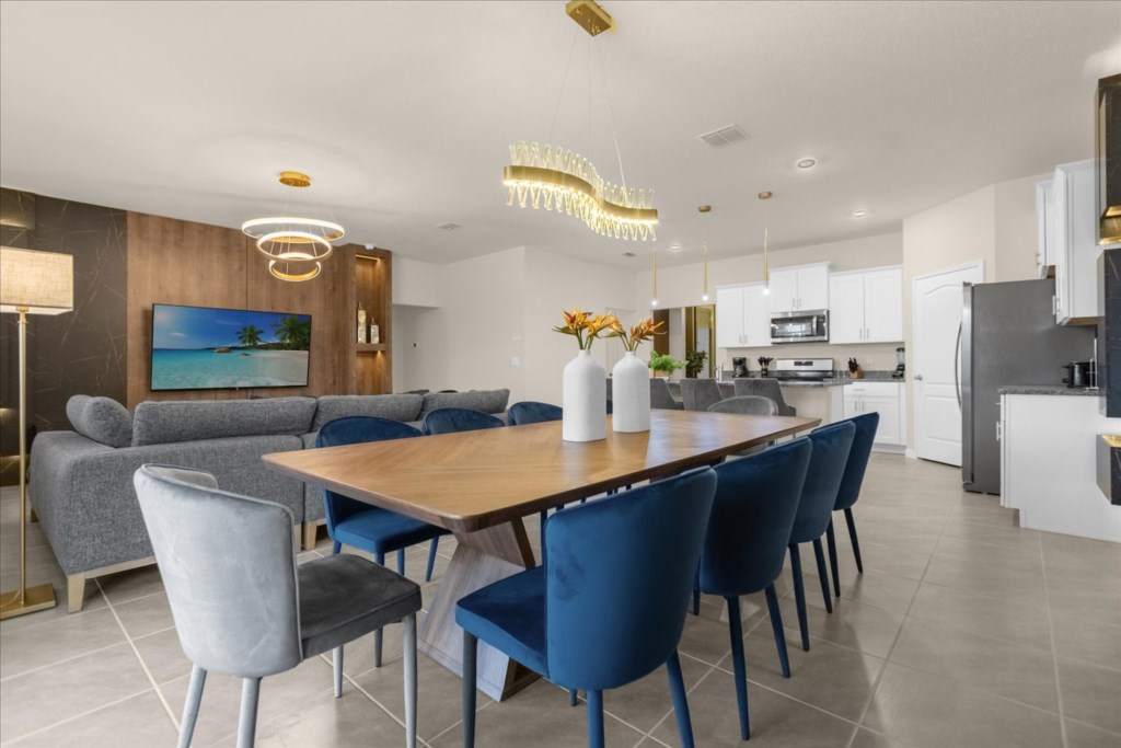 7700 Oakmoss Loop 5.jpg