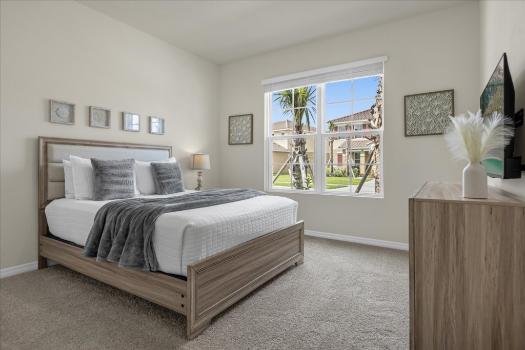 7664 Oakmoss Loop (17).jpg