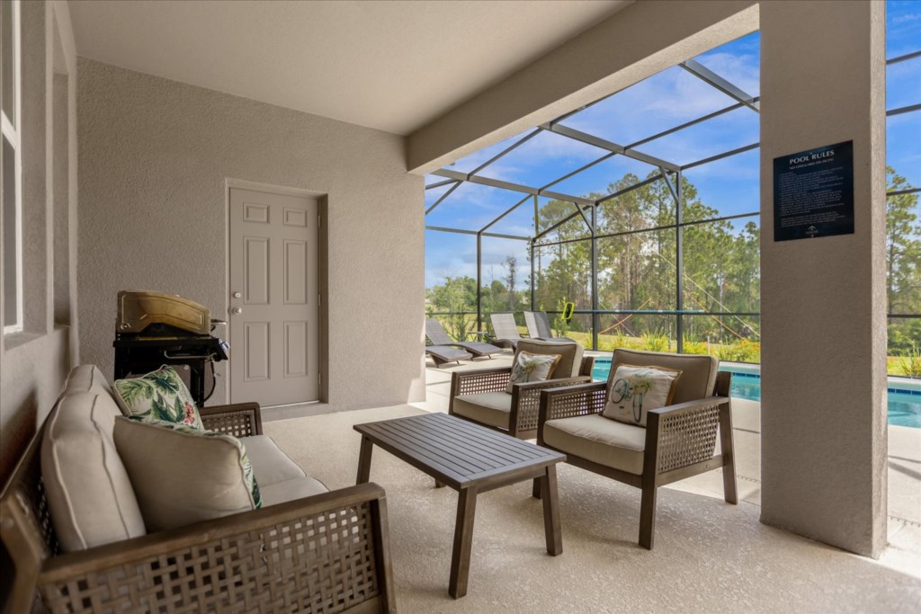 7664 Oakmoss Loop (31).jpg