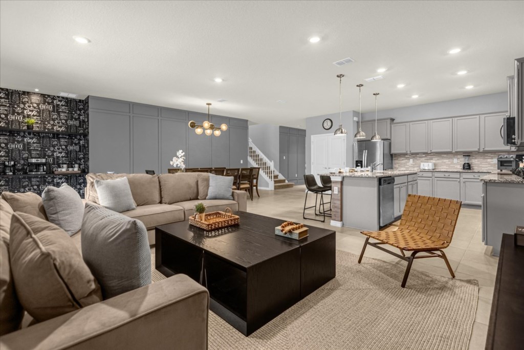 4133 Lana Ave (2).jpg