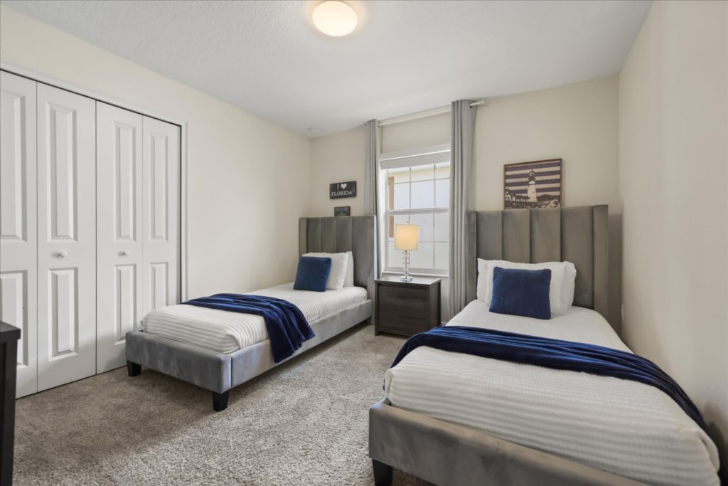 8995 Stinger Drive (17).jpg
