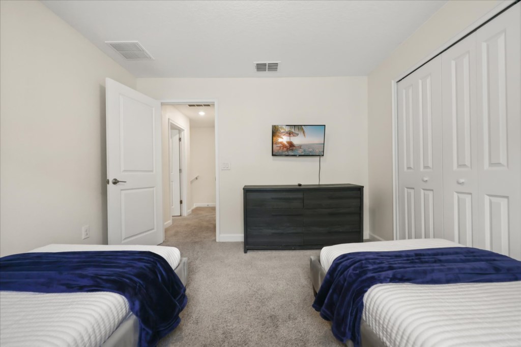 8995 Stinger Drive (18).jpg