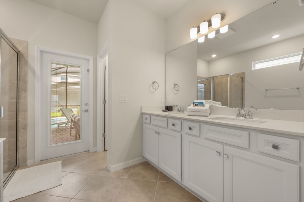 1018 Cedar Row Way (63).jpg