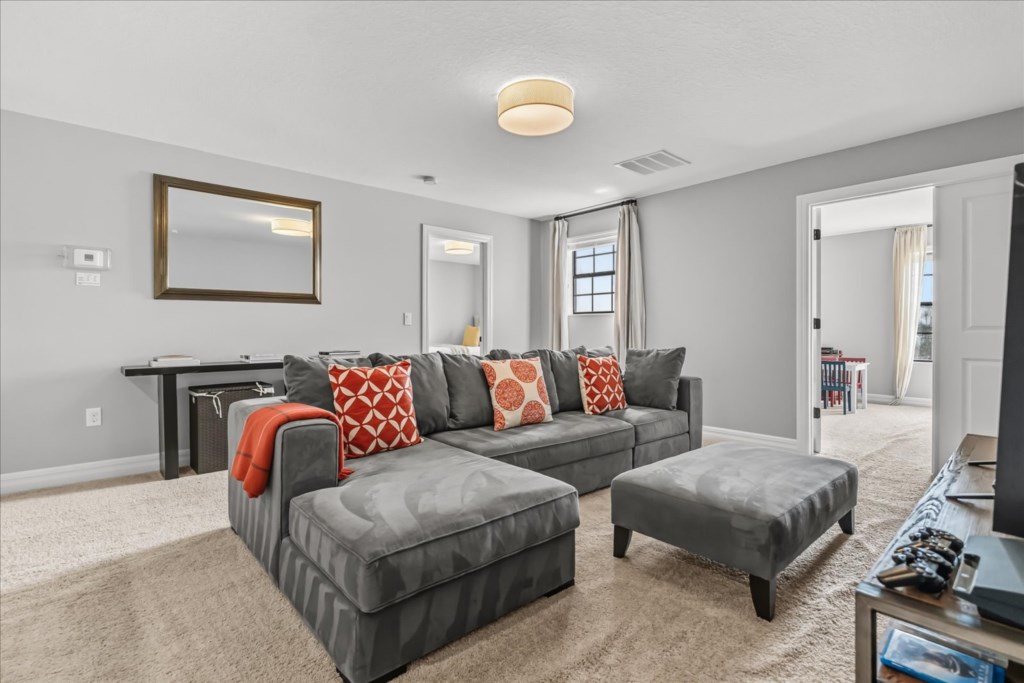 1409 Wexford Way (12).jpg