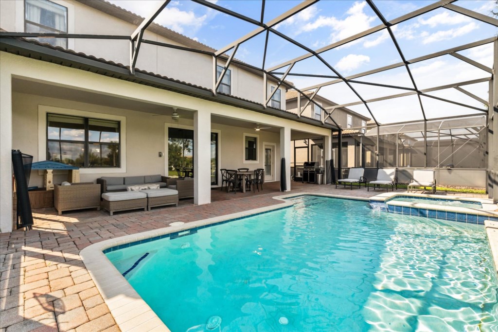 1409 Wexford Way (37).jpg