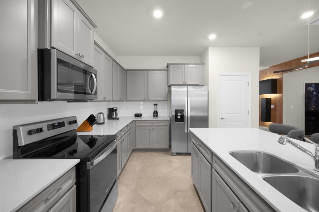 16280 Saint Martin Street (10).jpg