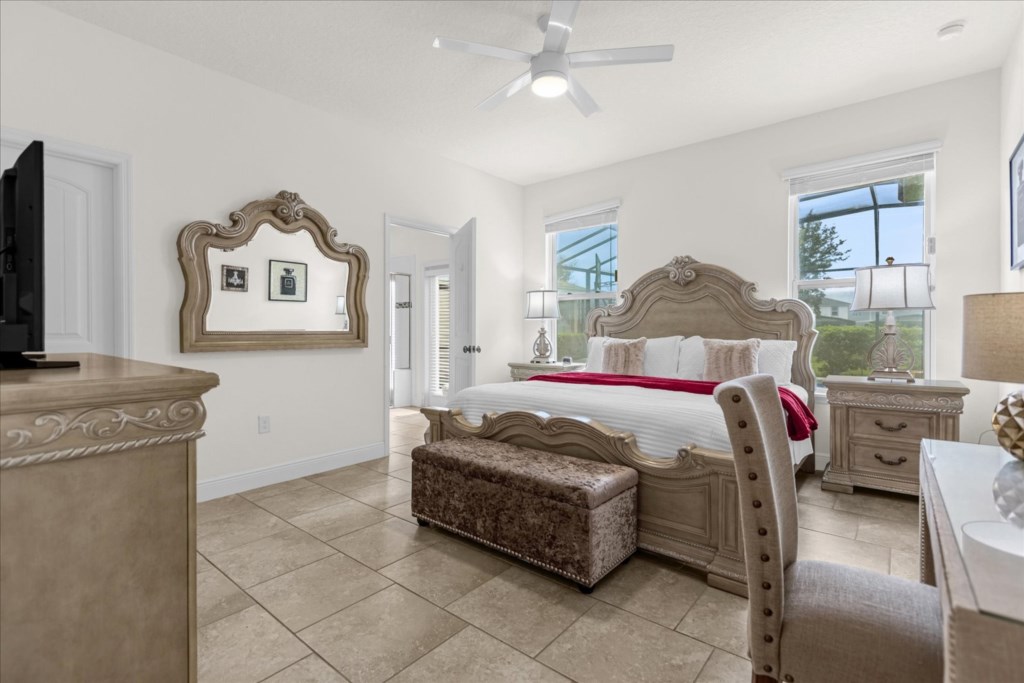 5 bedroom vacation house at Solterra - Image 13
