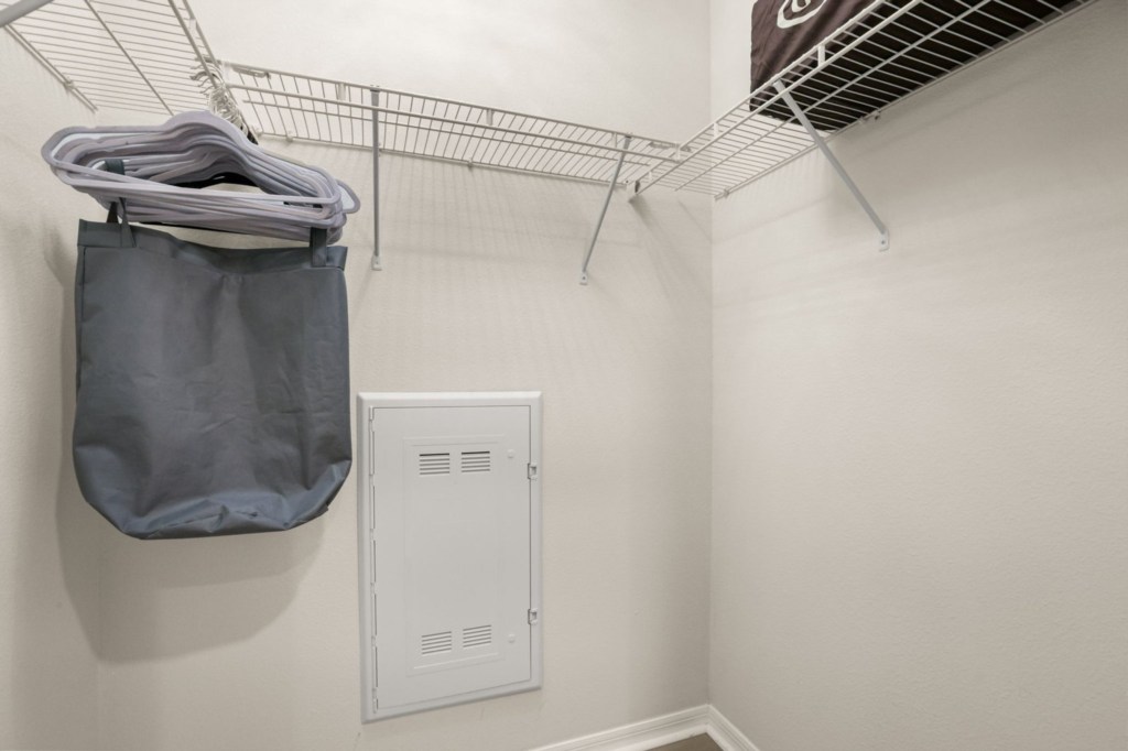 Closet — 4751-201 Clock Tower Drive, photo 29 of 60