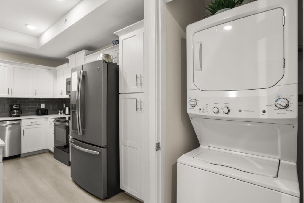 Laundry in unit — 4751-201 Clock Tower Drive, photo 30 of 60