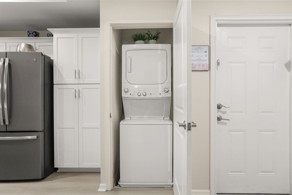 Laundry in unit — 4751-201 Clock Tower Drive, photo 31 of 60