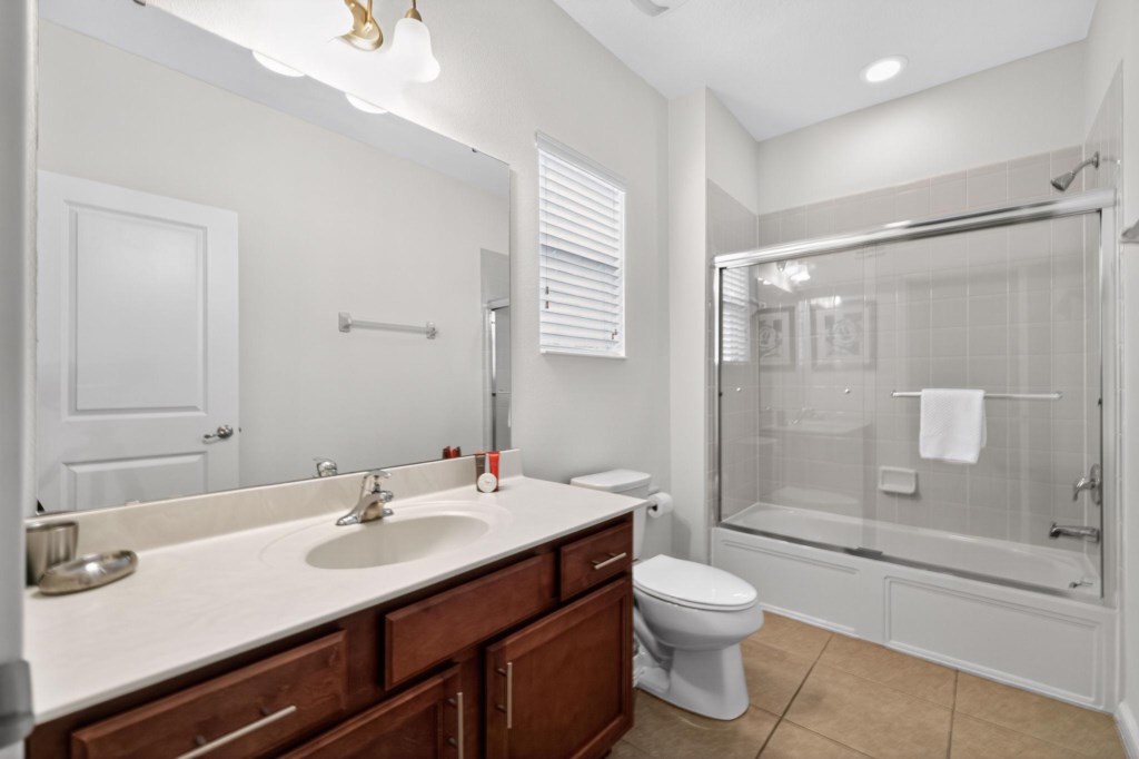 24_4514_Monado_Dr_Kissimmee_FL_34746_USA-Bathroom-DSC07540