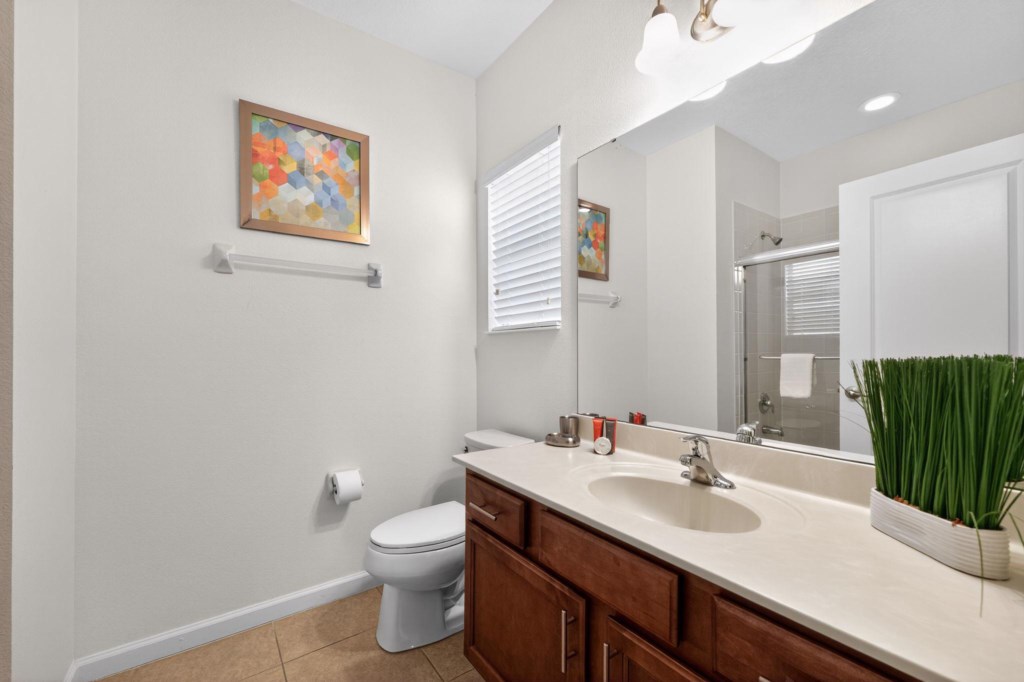 25_4514_Monado_Dr_Kissimmee_FL_34746_USA-Bathroom-DSC07572