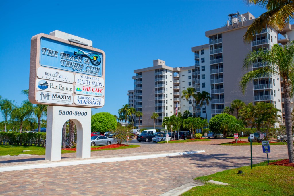 Bonita Beach & Tennis Club