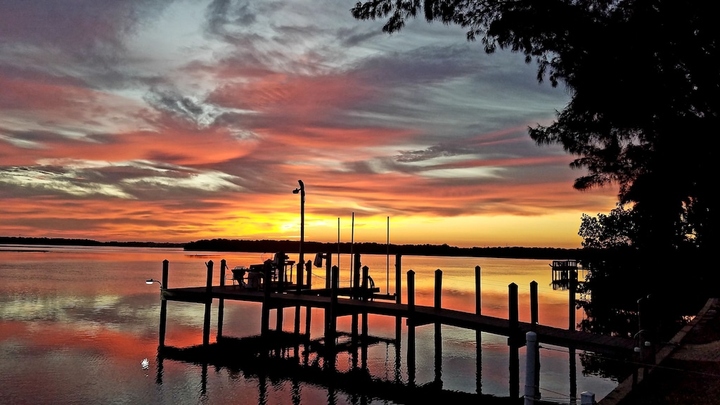 One of many wonderful sunrises on Lemon Bay.