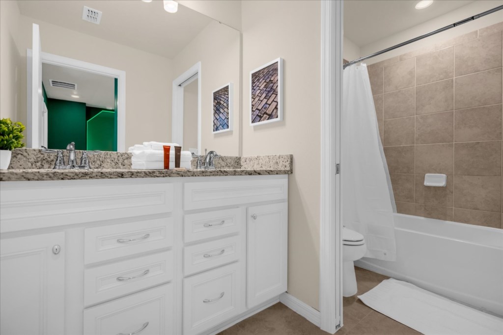 5 bedroom vacation townhouse at Windsor Island Resort - Image 29