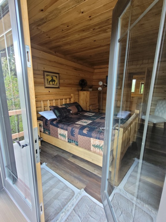Balcony Access