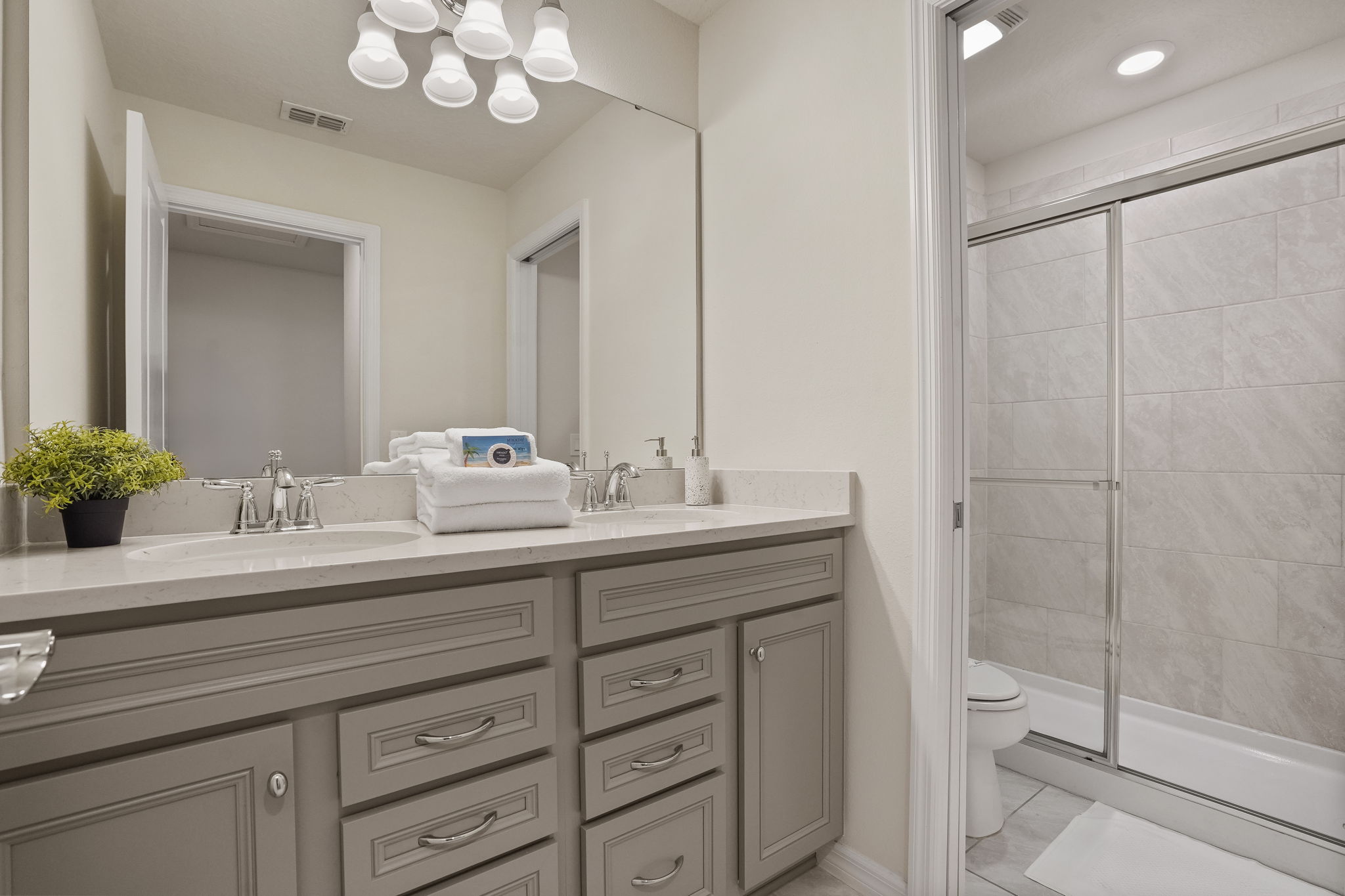6 bedroom vacation house at Windsor Island Resort - Image 36