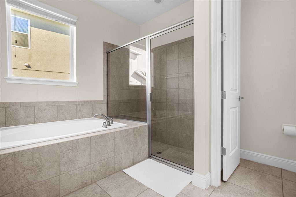 8 bedroom vacation house at Encore Resort at Reunion - Image 46