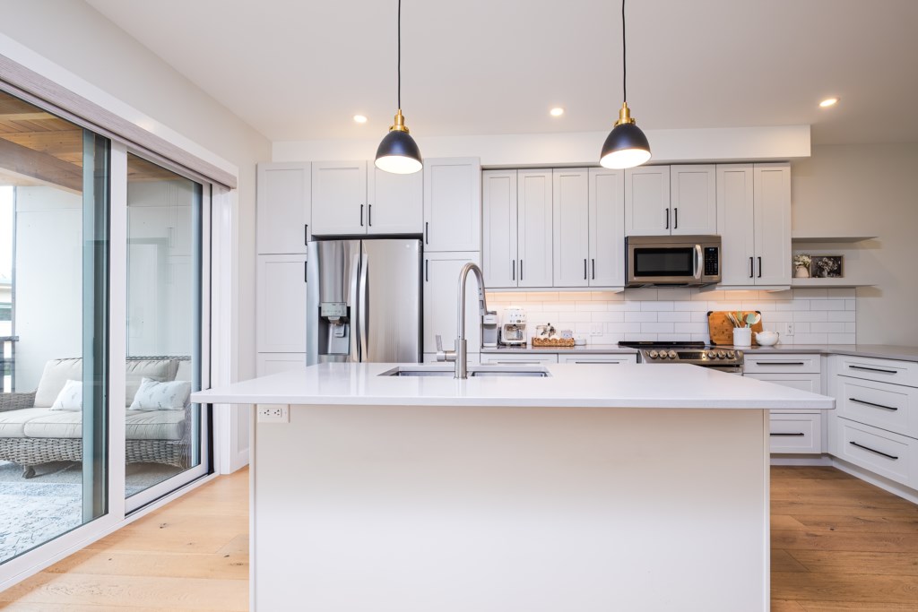 4-2452WASHINGTONStreet-v2-mtp-2026-lw-010