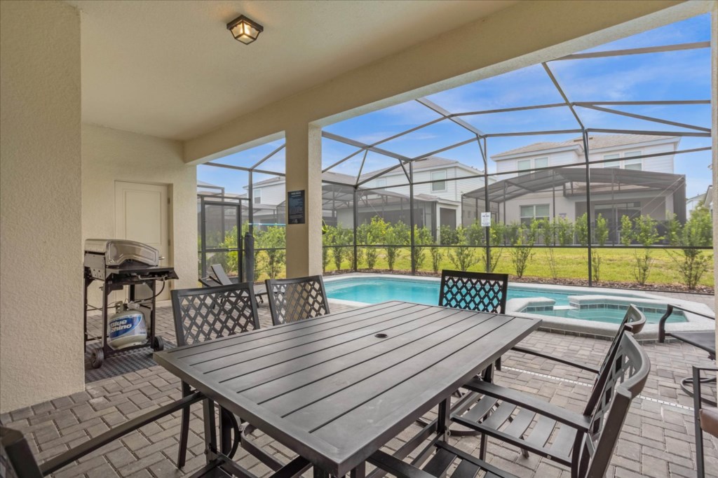 9 bedroom vacation house at Solterra - Image 37