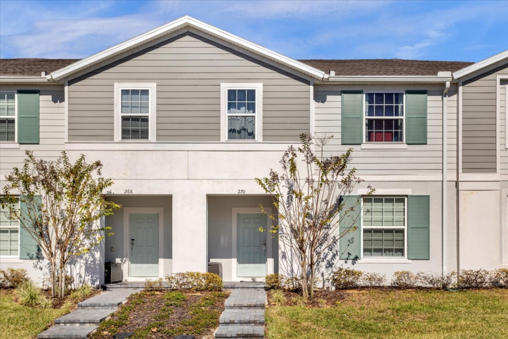5 bedroom vacation townhouse at Windsor Island Resort - Image 1